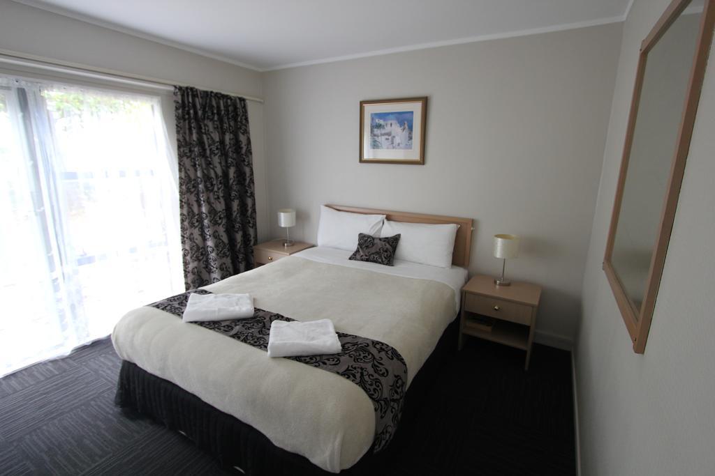 Motel 80 Auckland Room photo